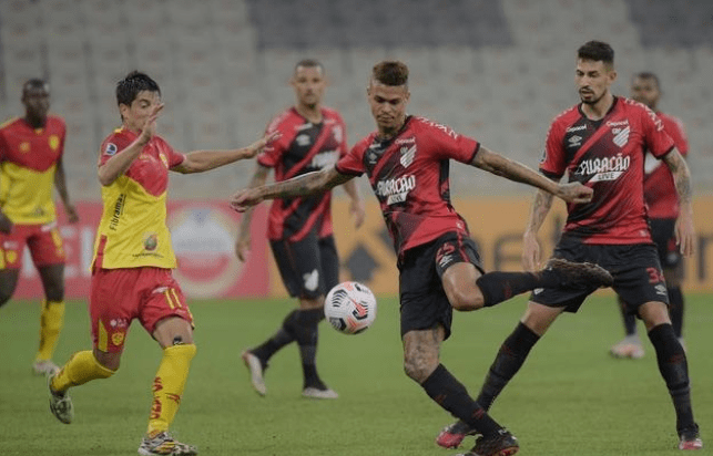 皮球越过逼 皮球越过逼