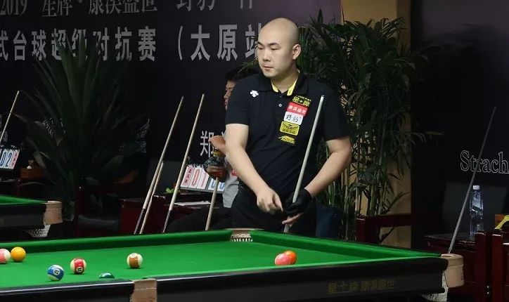 近看森冷